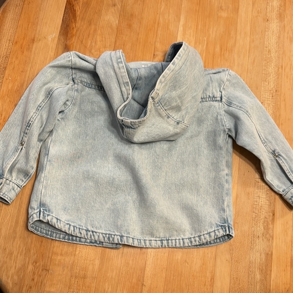 Zara kids hooded jean jacket - Picture 3 of 3